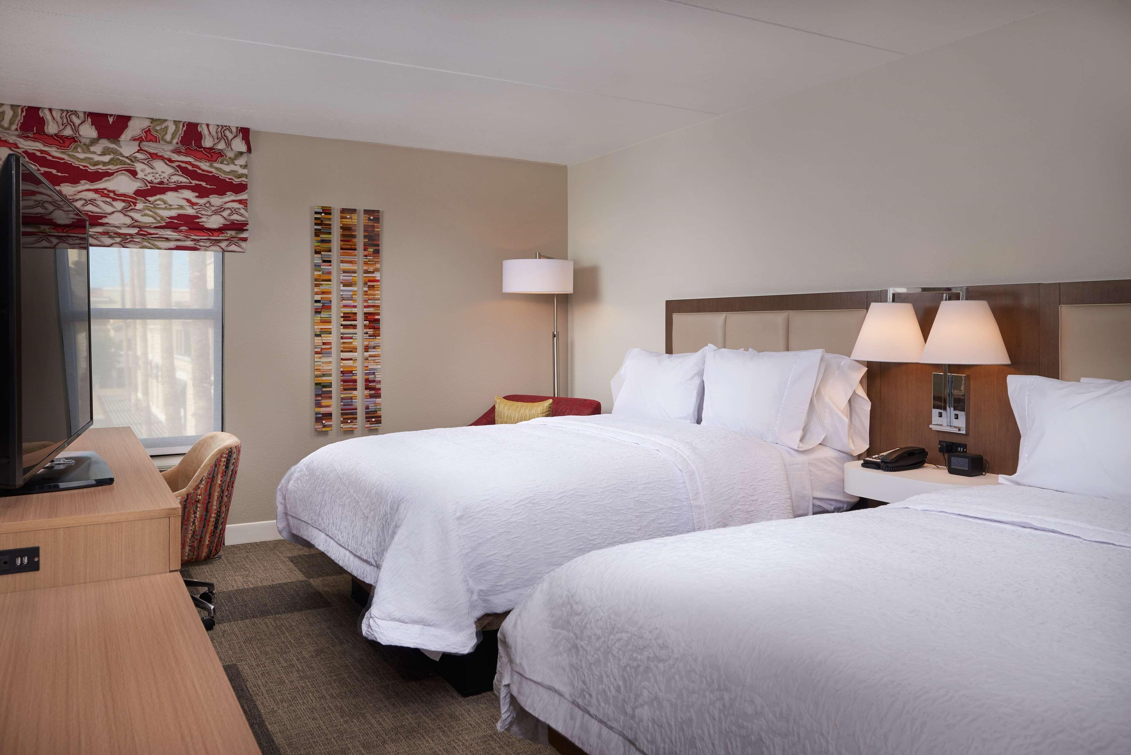 Hampton Inn & Suites Scottsdale On Shea Blvd Ngoại thất bức ảnh