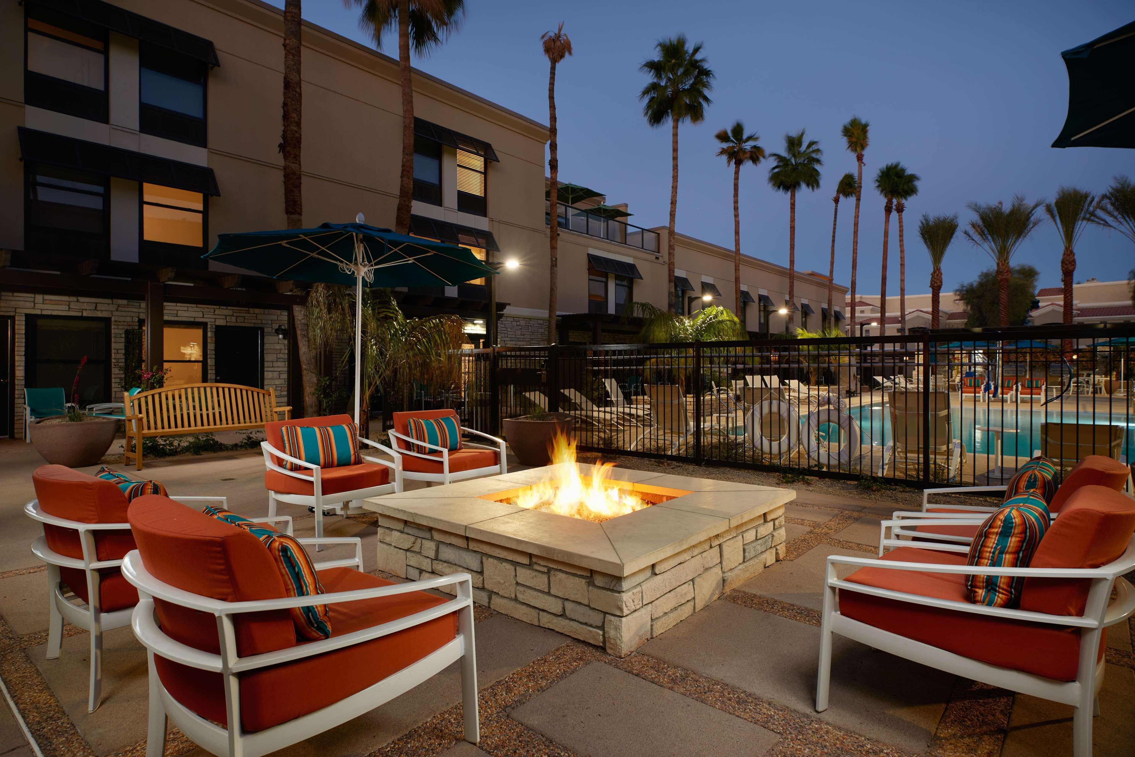 Hampton Inn & Suites Scottsdale On Shea Blvd Ngoại thất bức ảnh