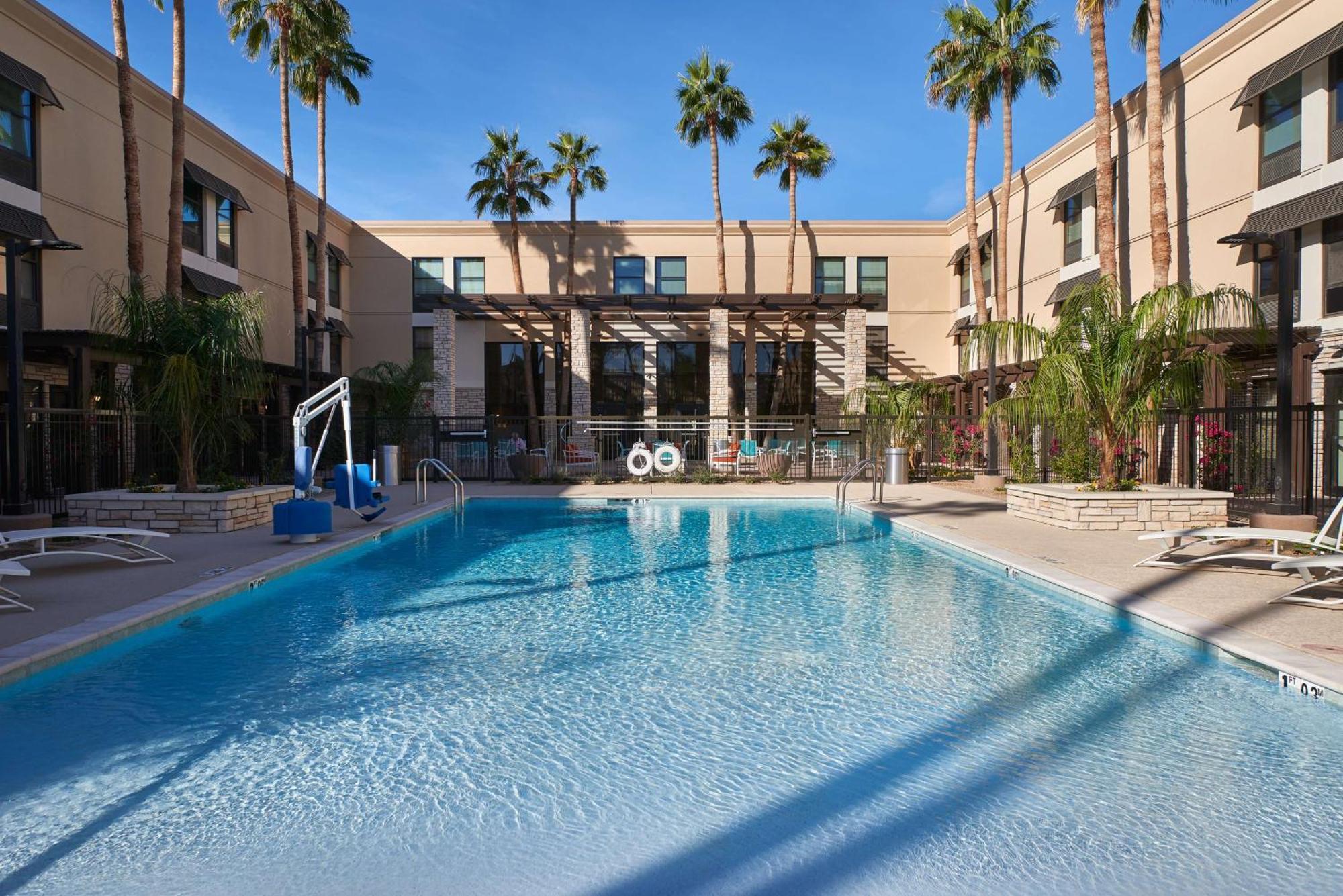 Hampton Inn & Suites Scottsdale On Shea Blvd Ngoại thất bức ảnh