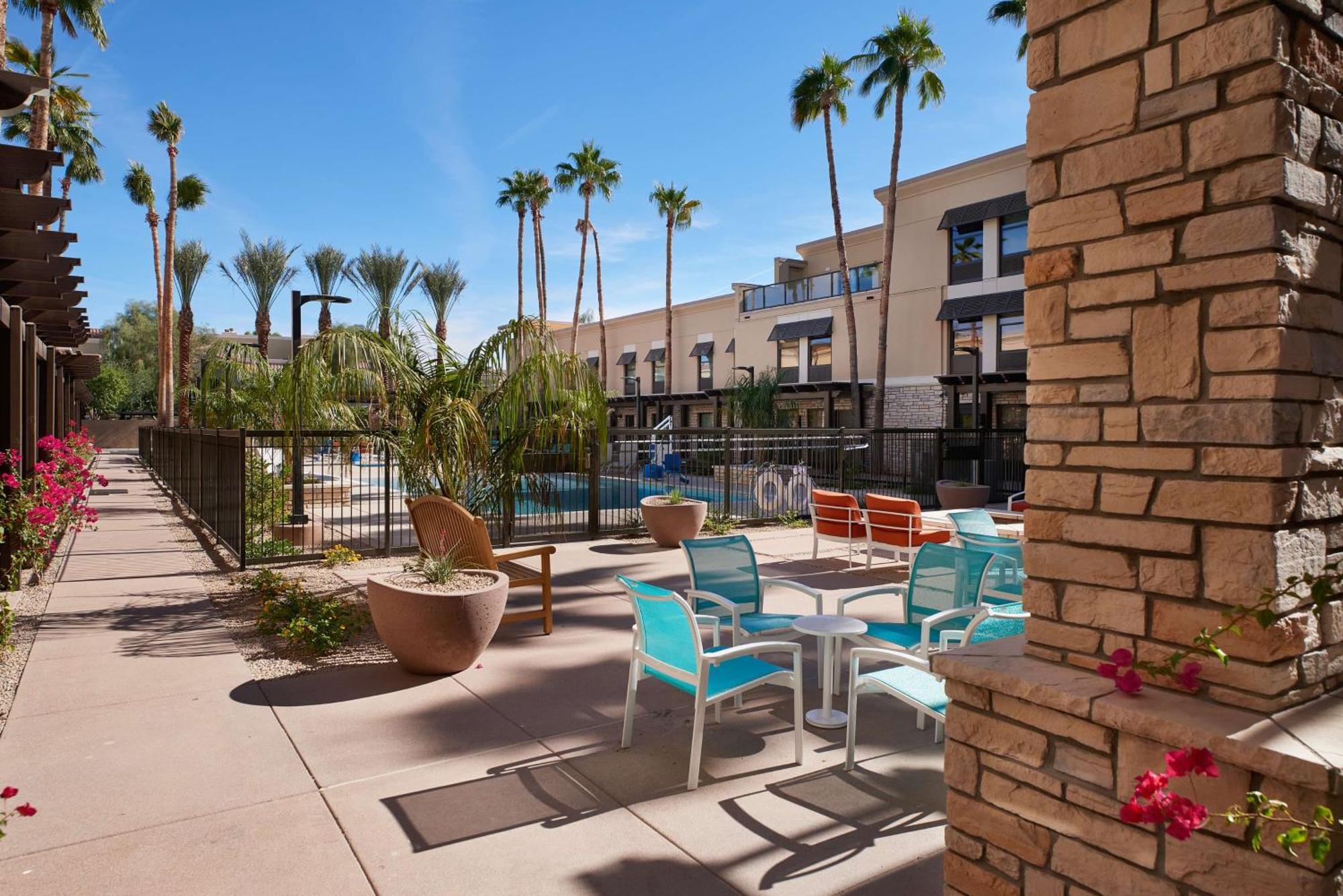 Hampton Inn & Suites Scottsdale On Shea Blvd Ngoại thất bức ảnh